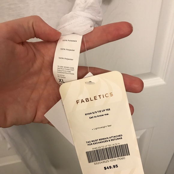 Fabletics Cropped Workout Tee - Picture 3 of 3